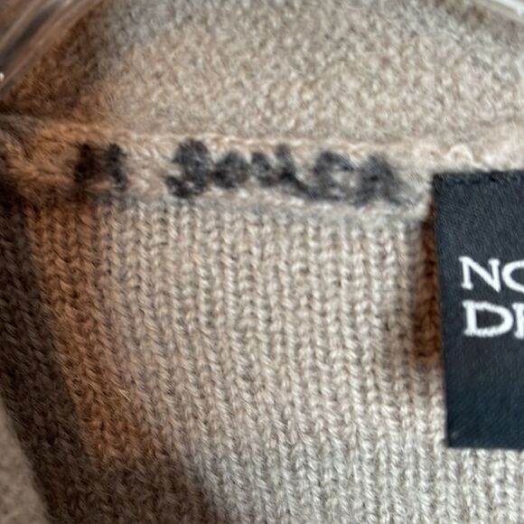 Nordic Design Beige and Black 100% Wool Toggle Closure Cardigan. Size Medium. - Picture 6 of 8